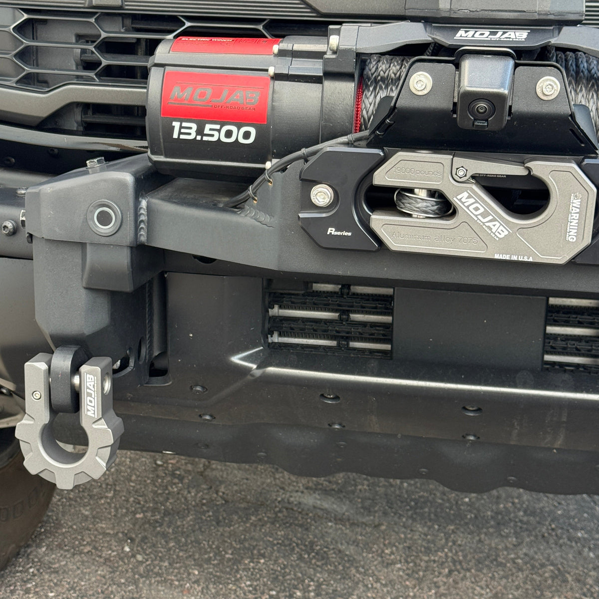 Color-Matched Recessed Winch Shackle & 3/4” Aluminum D-Shackles
