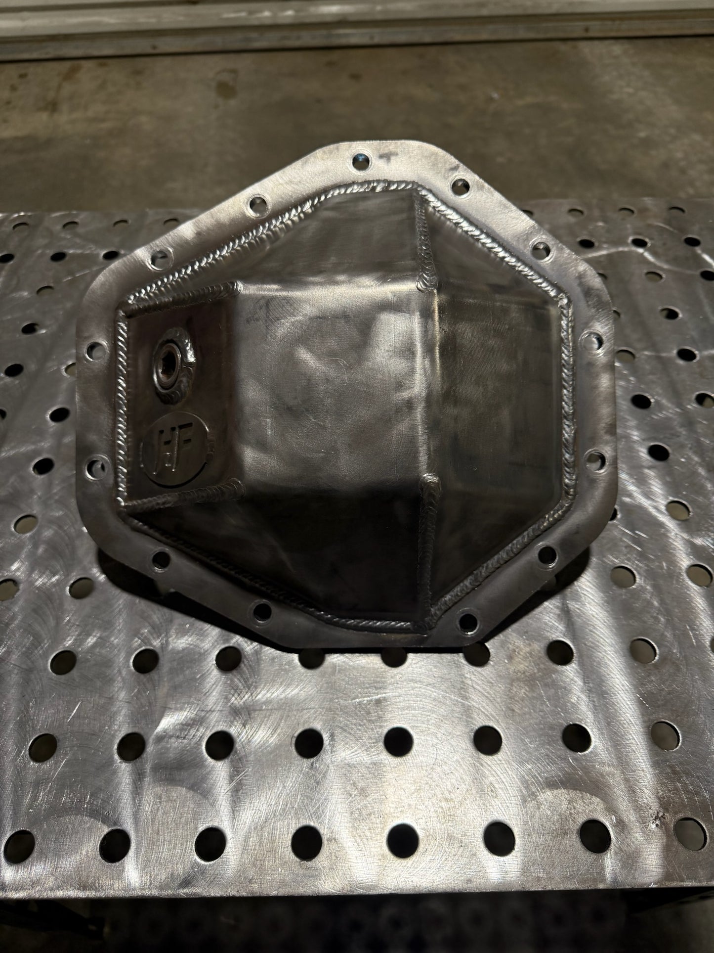 13 / 14 Bolt Shave Rear Diff Cover