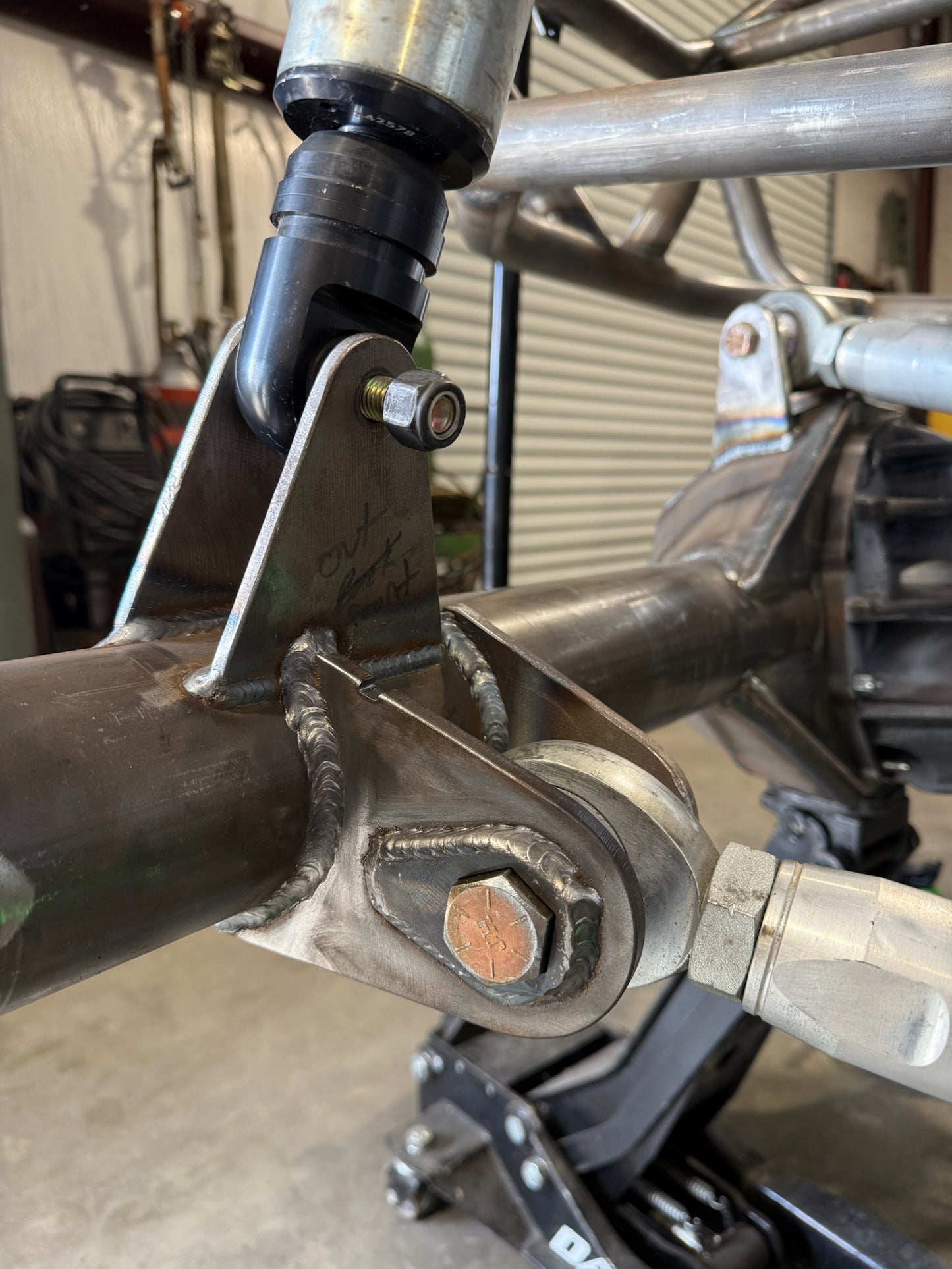 9 / 10 Fab Axle Housing (Front / Steer)