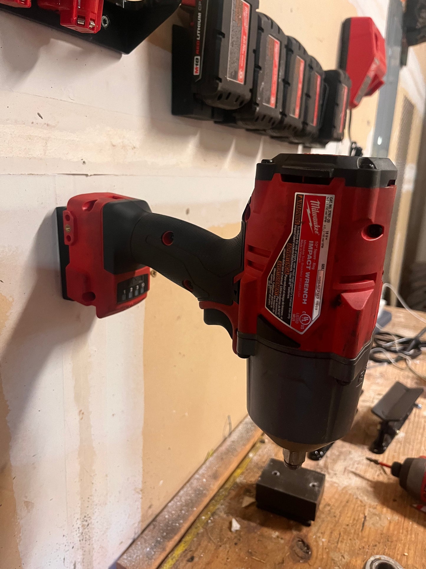 M18 Tool Holder